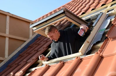 Pose de fenêtres de toit Velux à Hambye